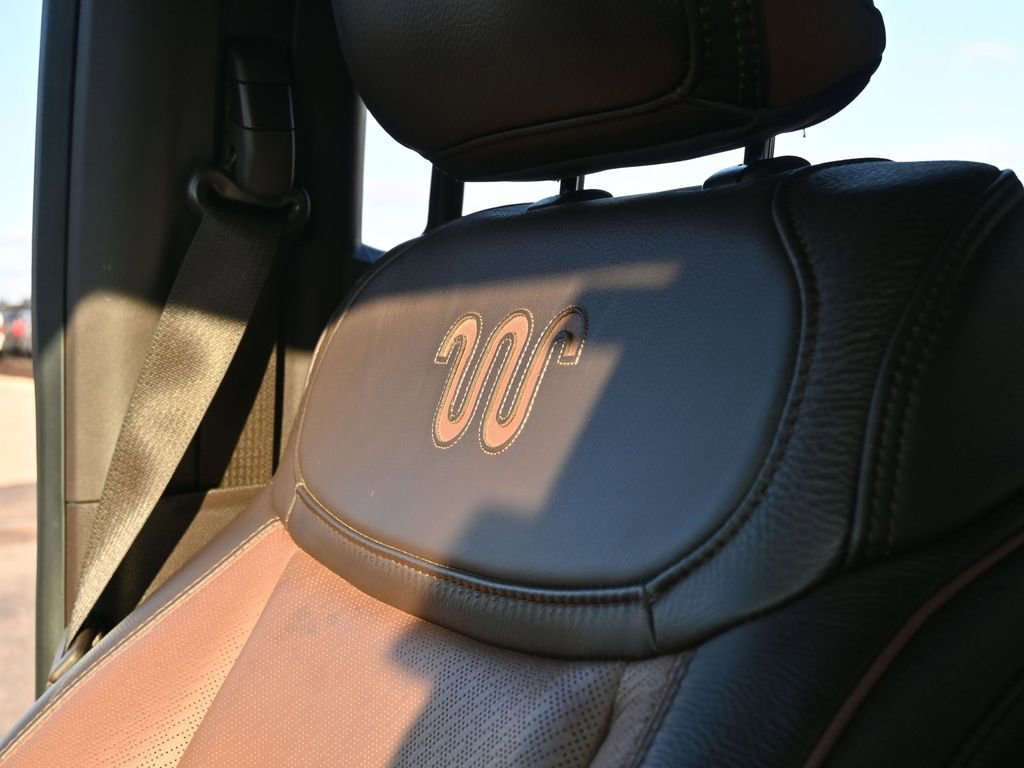 Used 2025 Ford F350 King Ranch w/ Chrome Package image 36