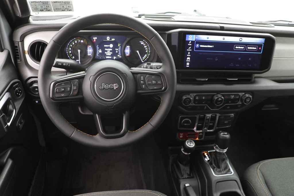 Used 2024 Jeep Wrangler Unlimited AWD/4WD image 13