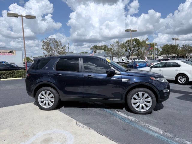 Used 2015 Land Rover Discovery Sport HSE Luxury image 8