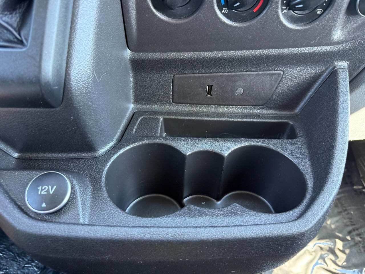 Used 2019 Ford Transit 350 XLT RWD image 41