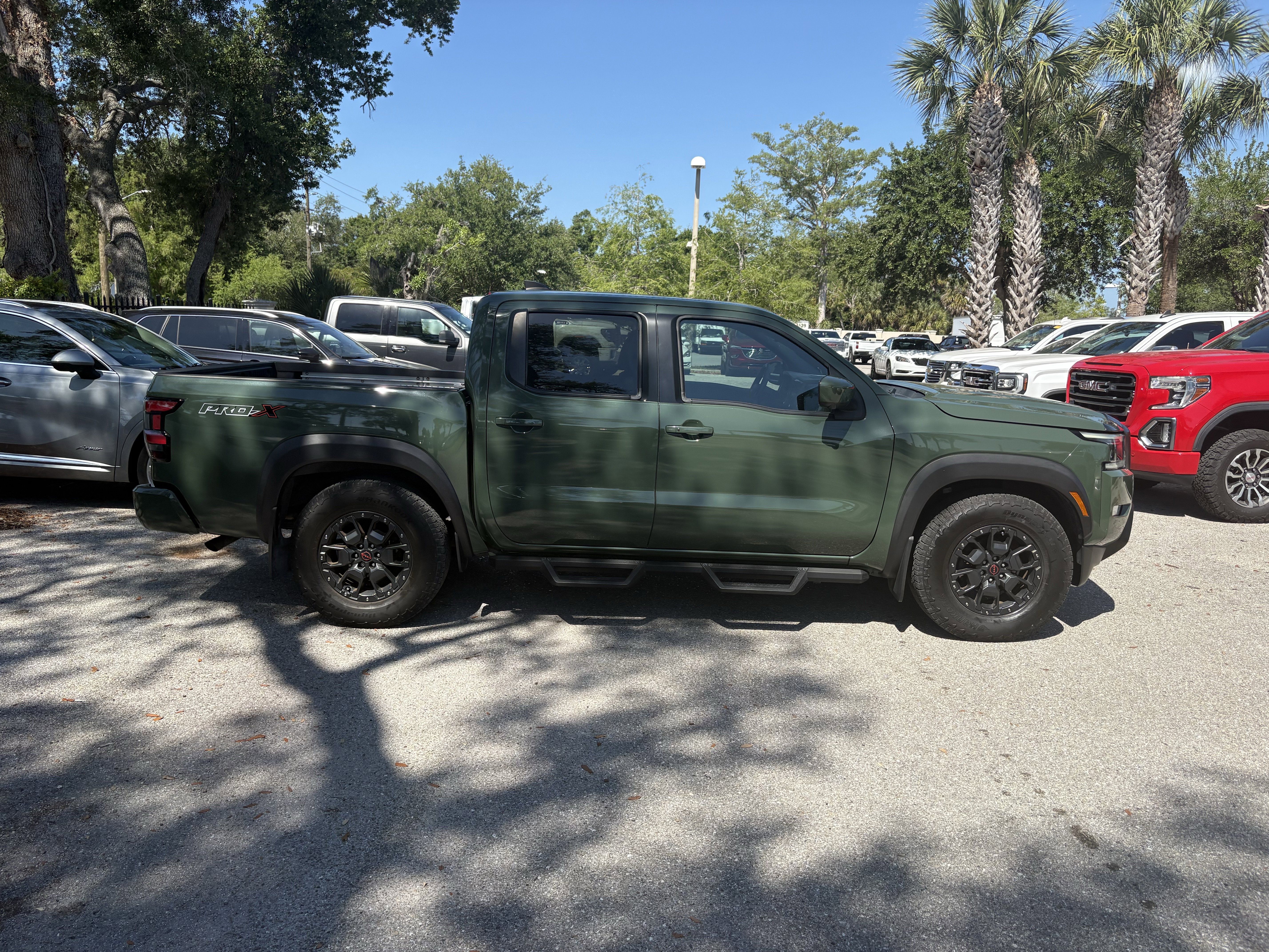 Used 2023 Nissan Frontier Pro-X w/ Pro-X Premium Package image 8
