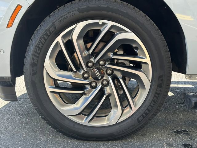 Used 2025 Lincoln Navigator L Reserve AWD/4WD image 25