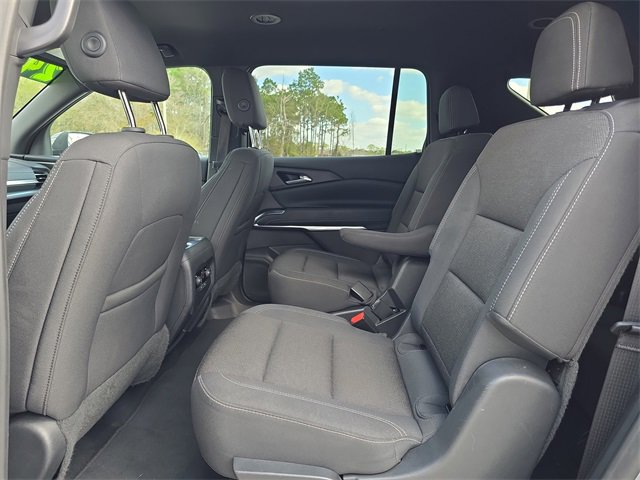 Used 2024 Chevrolet Traverse LT image 13