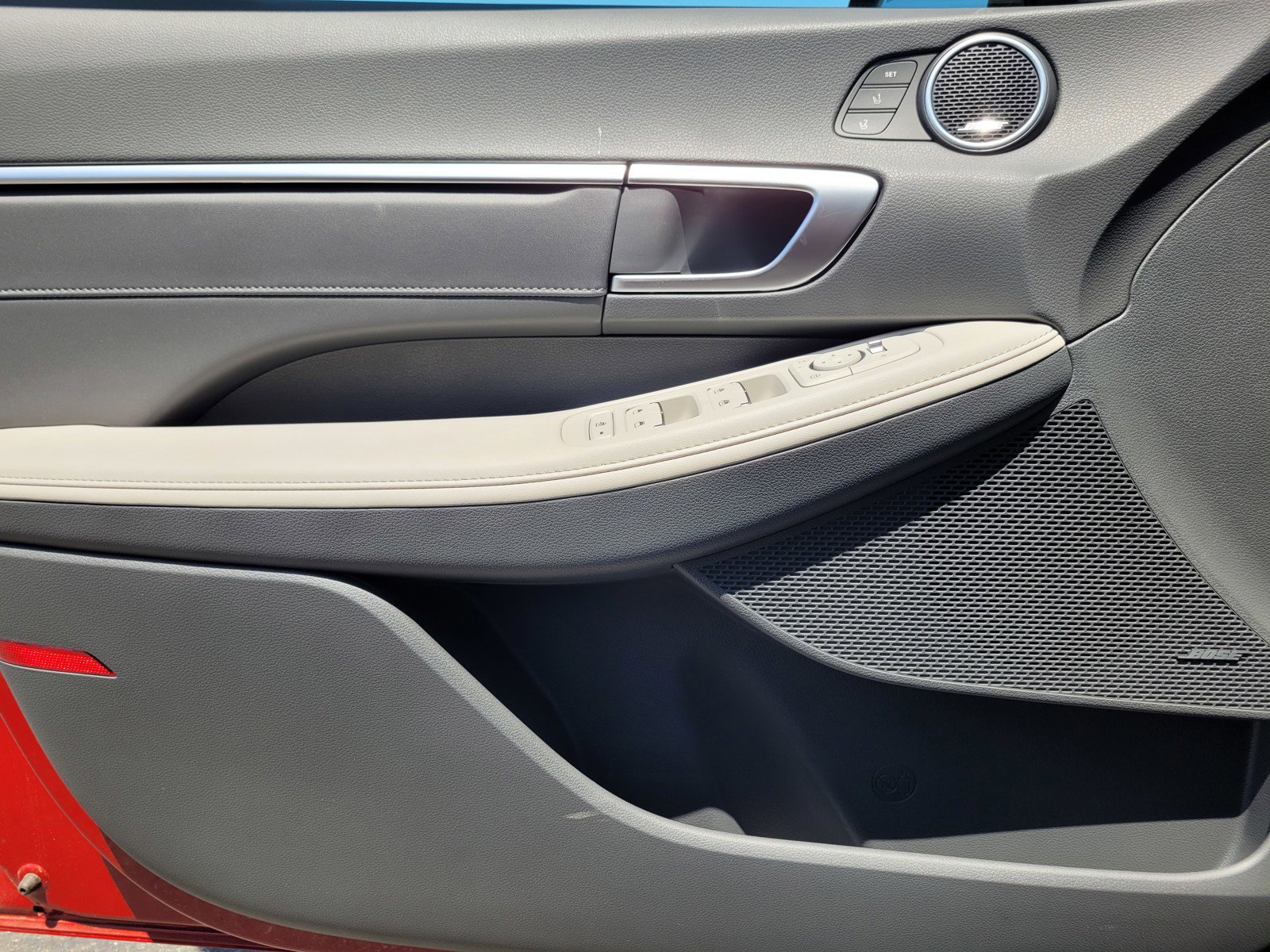 New 2025 Hyundai Sonata Limited image 16