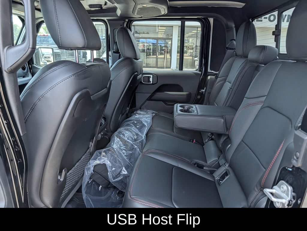 Used 2025 Jeep Gladiator Rubicon AWD/4WD image 27