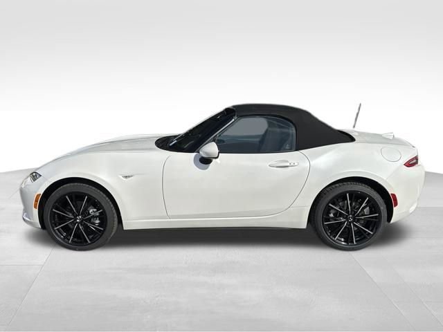New 2026 MAZDA MX-5 Miata Grand Touring video 2