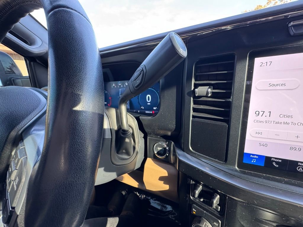 Used 2024 Ford F350 Lariat w/ Sport Appearance Package image 30