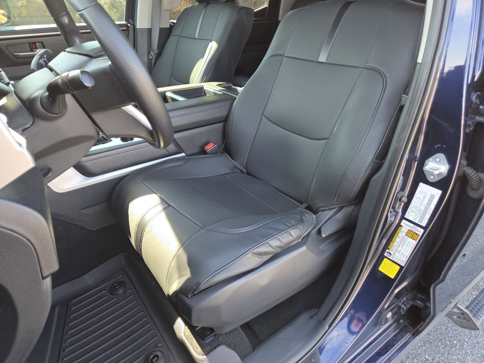 Used 2022 Toyota Tundra SR5 w/ Convenience Package image 25