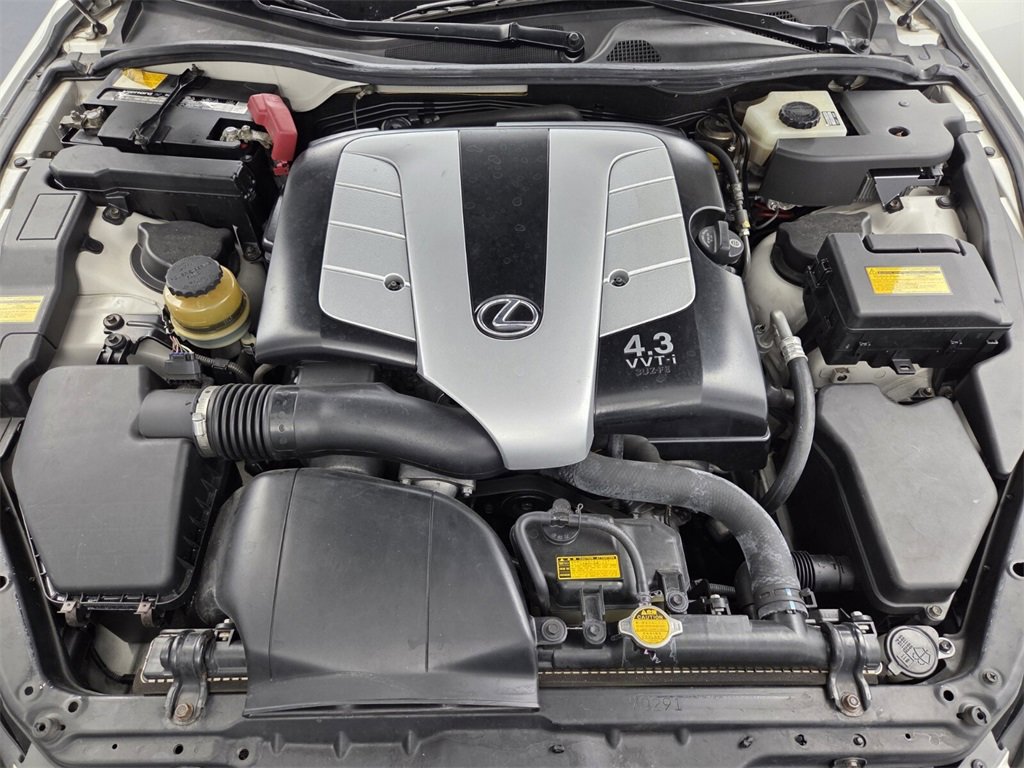 Used 2005 Lexus SC 430 Convertible image 57