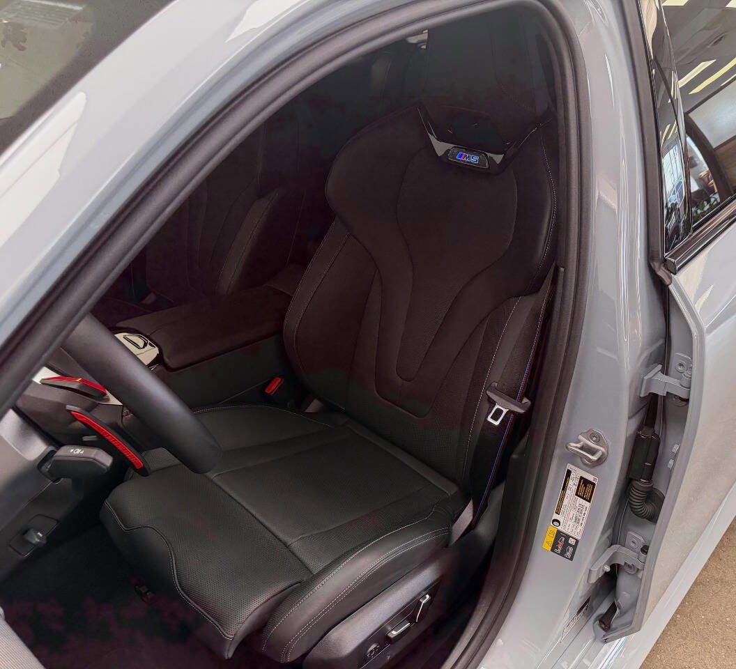 Used 2026 BMW M5 Touring image 46