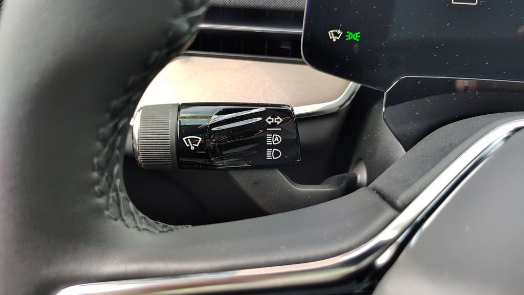 New 2025 Volvo EX90 Ultra AWD/4WD image 19