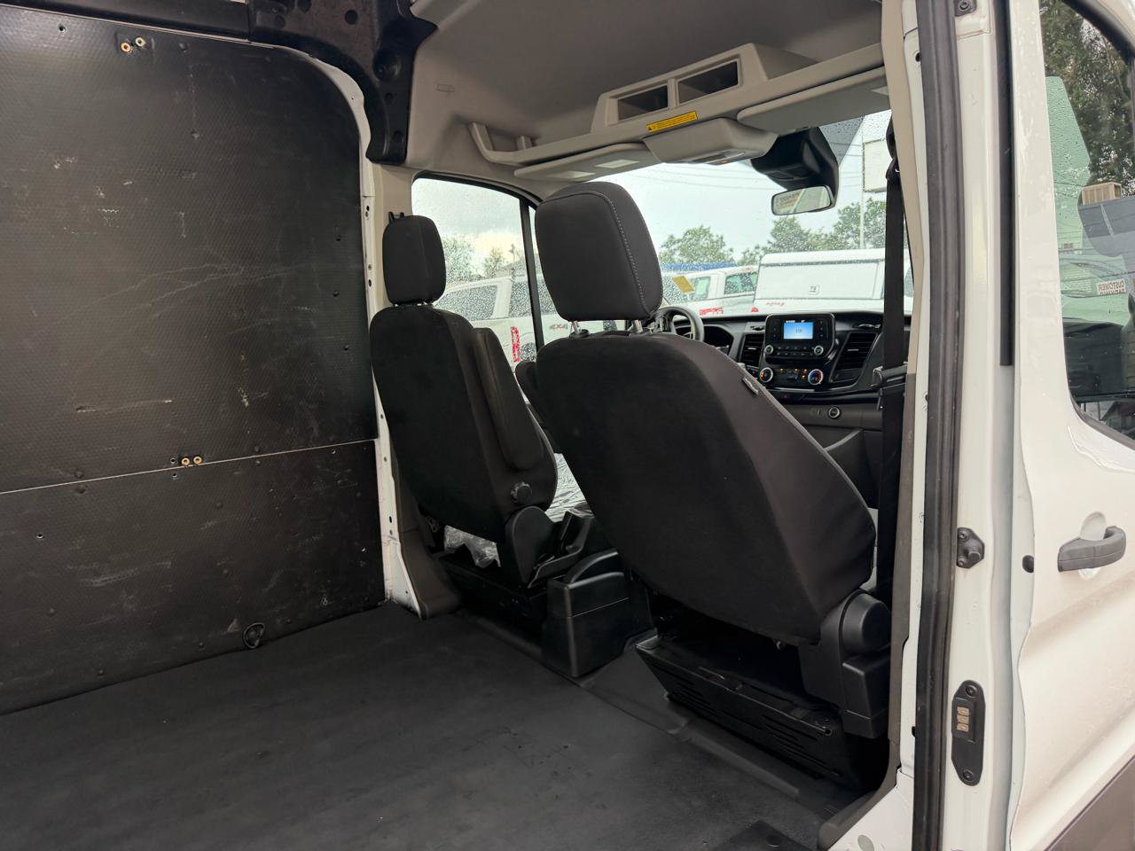 Used 2020 Ford Transit 250 Medium Roof AWD w/ Interior Upgrade Package image 28