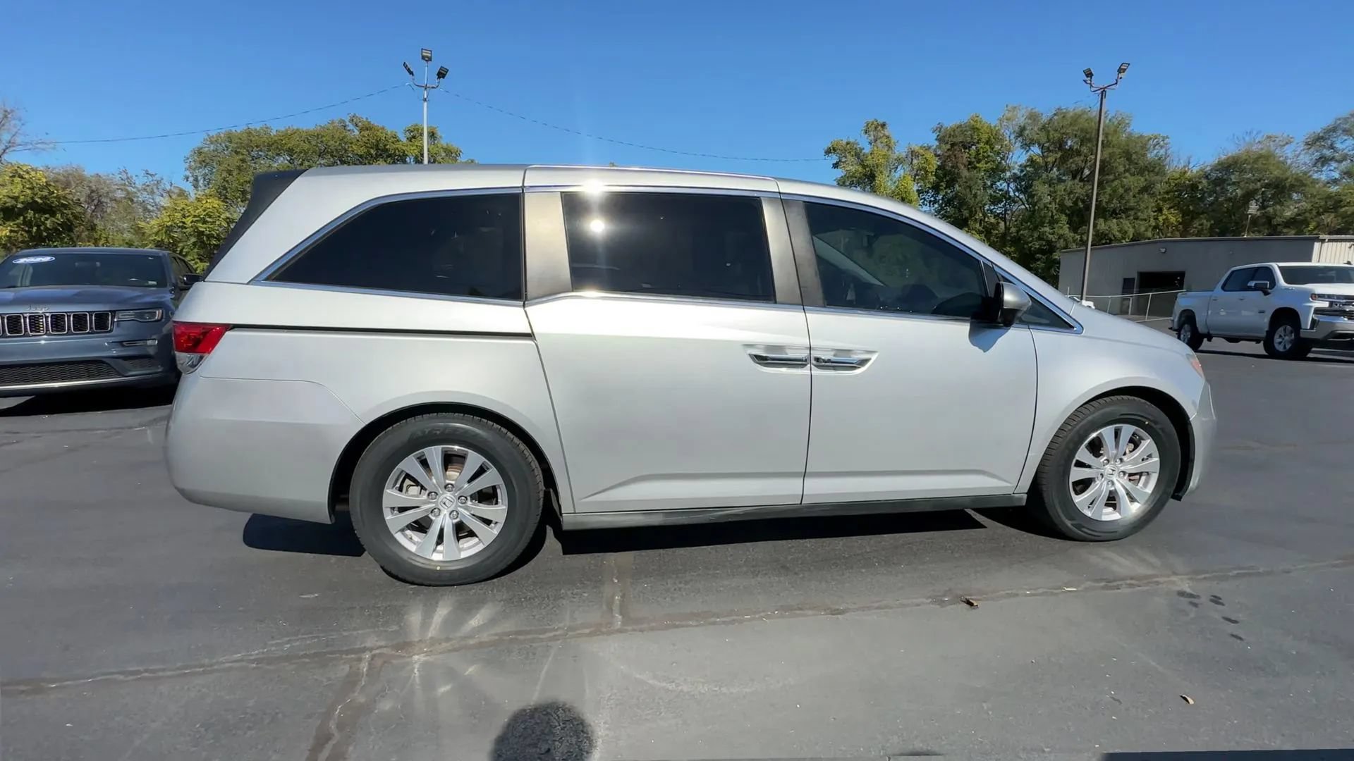 Used 2014 Honda Odyssey EX-L image 10