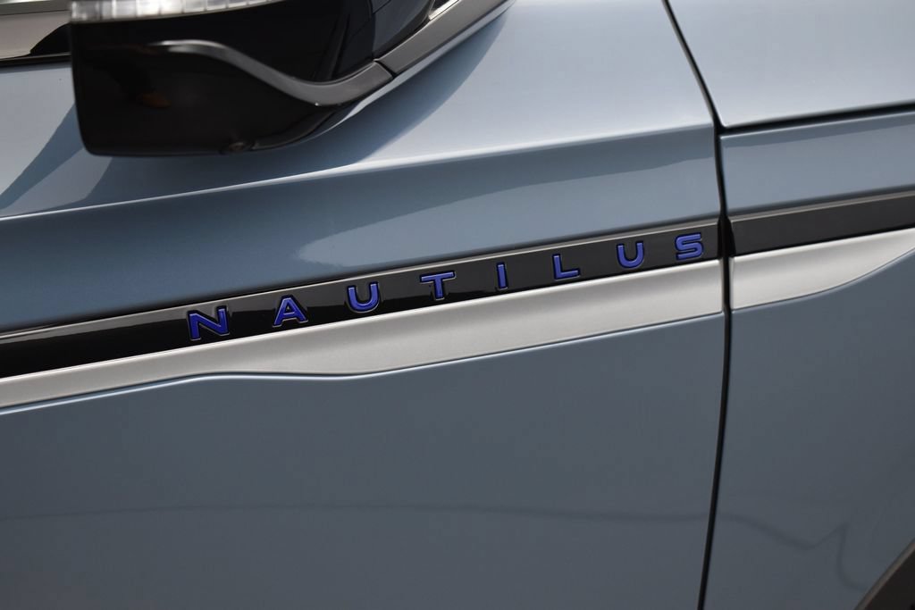 New 2026 Lincoln Nautilus Premier w/ Equipment Group 102A AWD/4WD image 31