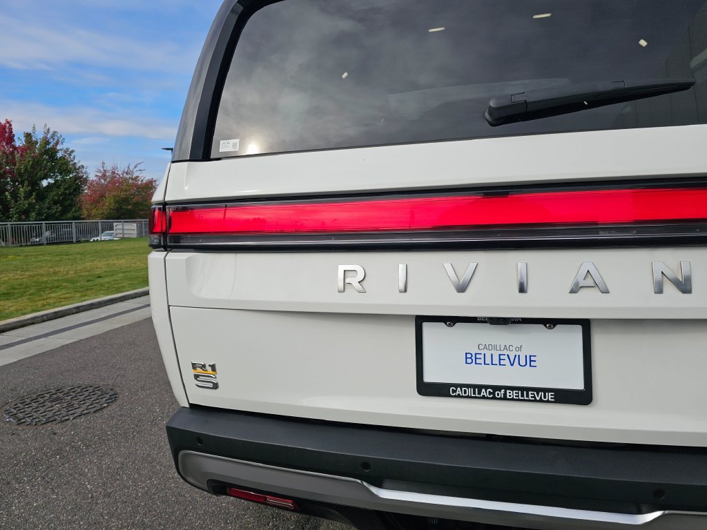 Used 2023 Rivian R1S Adventure Quad AWD/4WD image 16