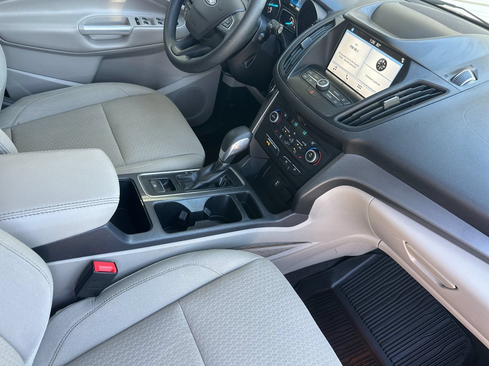 Used 2019 Ford Escape SE FWD image 16