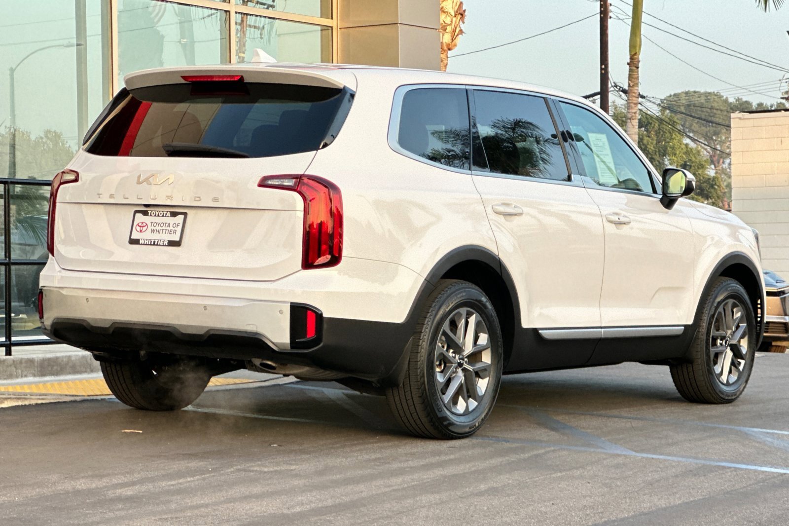 Used 2024 Kia Telluride LX image 5