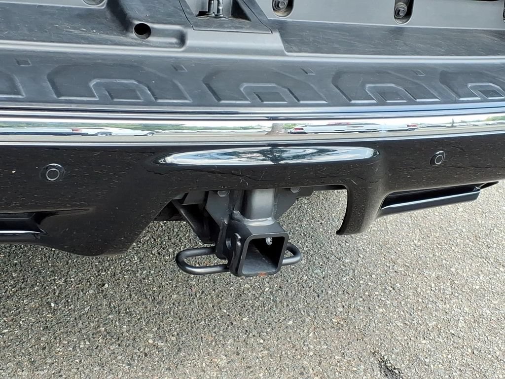 Used 2023 Toyota 4Runner Limited AWD/4WD image 32