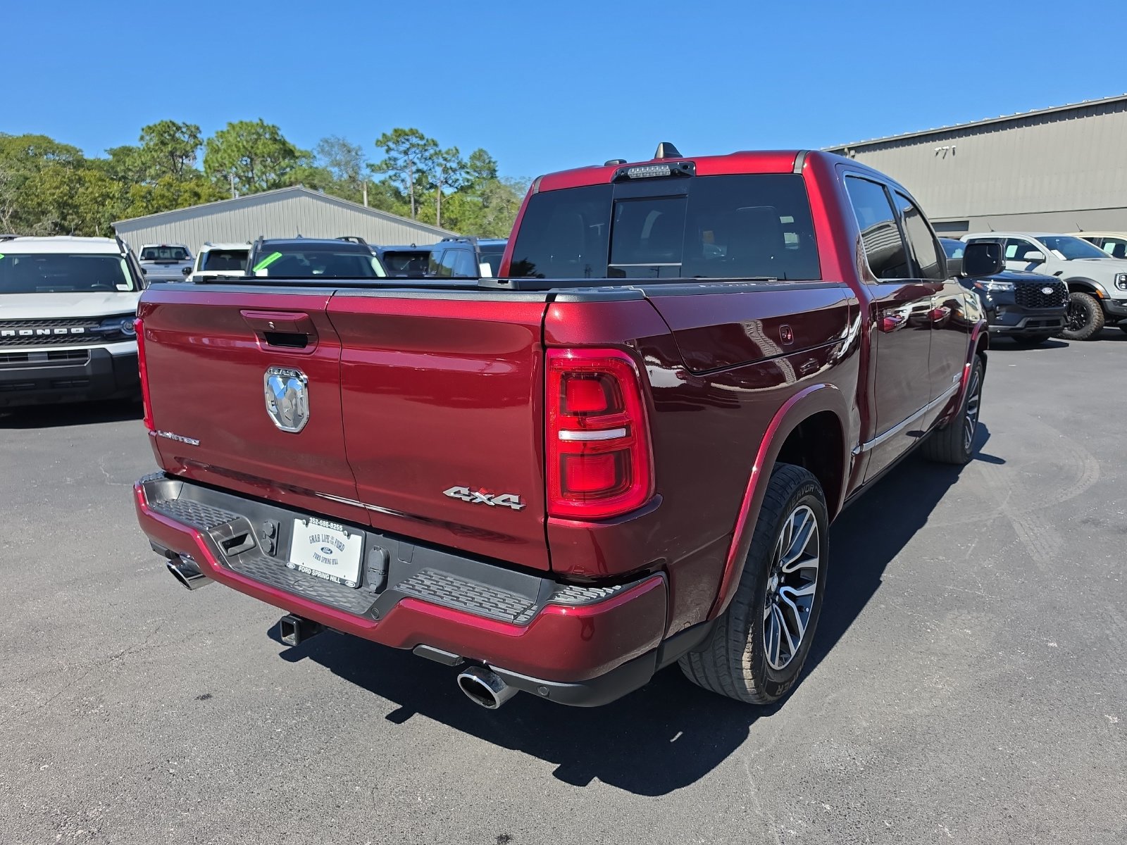 Used 2025 RAM 1500 Limited AWD/4WD image 5