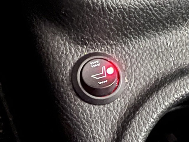 Used 2017 Jeep Wrangler Unlimited Sahara w/ Dual Top Group image 8