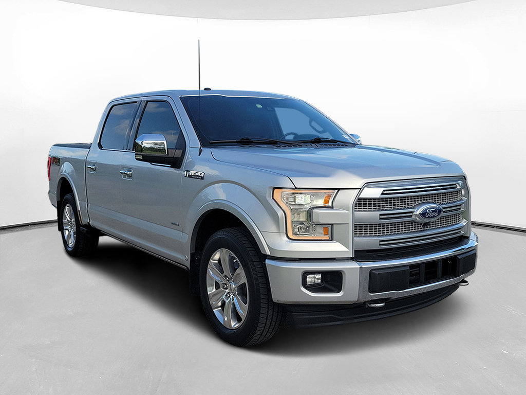 Used 2017 Ford F150 Platinum w/ Equipment Group 701A Luxury AWD/4WD image 3
