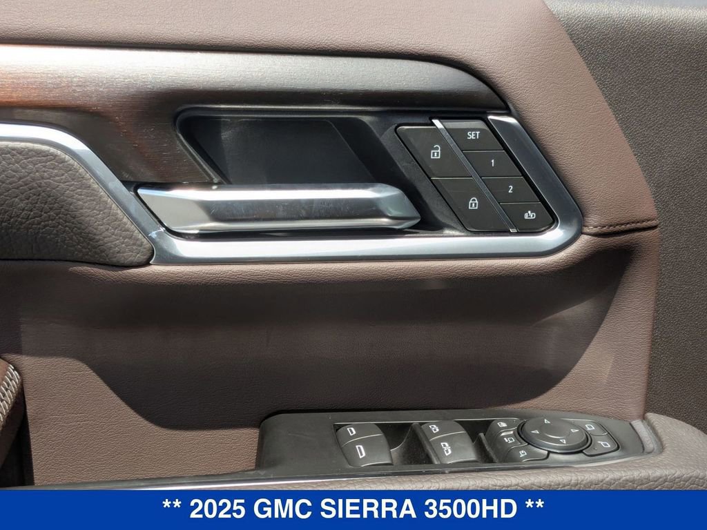 New 2025 GMC Sierra 3500 Denali w/ Denali Reserve Package image 12