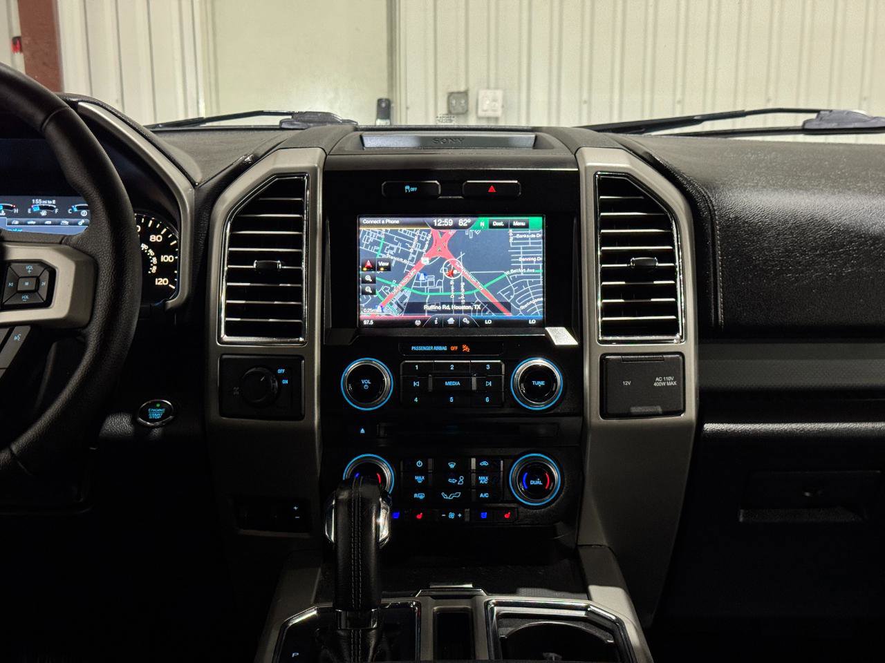 Used 2015 Ford F150 Lariat w/ Equipment Group 502A Luxury RWD image 20