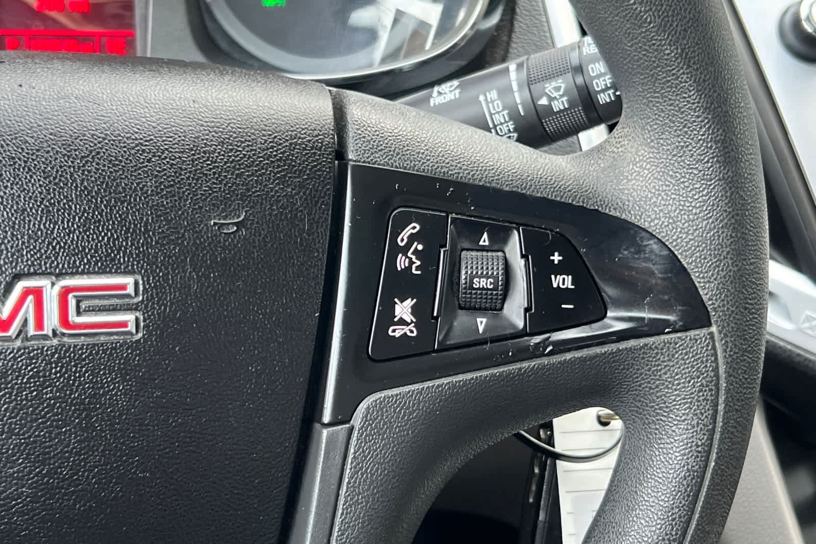 Used 2014 GMC Terrain SLE FWD image 25
