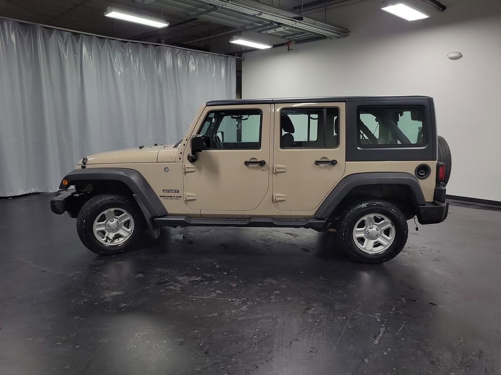 Used 2016 Jeep Wrangler Unlimited Sport w/ Connectivity Group image 6