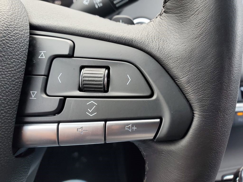 Certified 2023 Cadillac XT4 Premium Luxury w/ Cold Weather Package image 20