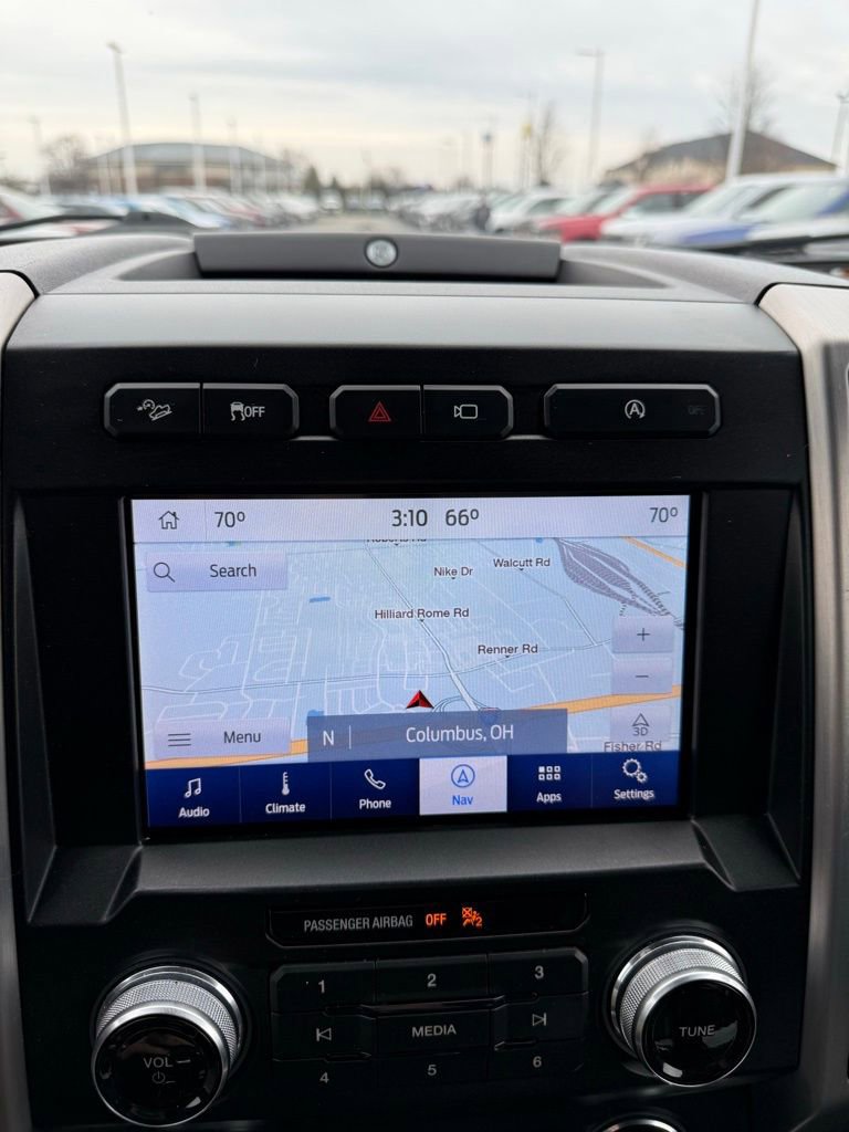 Used 2020 Ford F150 Platinum w/ Equipment Group 701A Luxury image 3