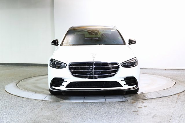 Used 2024 Mercedes-Benz S 580e 4MATIC Sedan image 12
