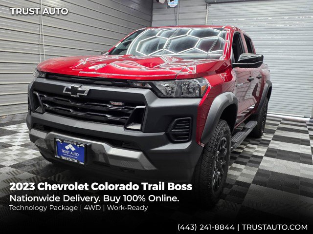 Used 2023 Chevrolet Colorado Trail Boss w/ Technology Package AWD/4WD image 1
