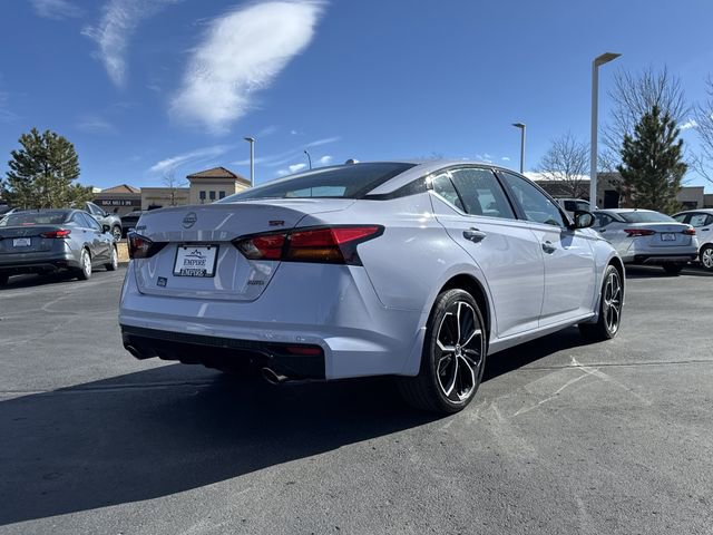Certified 2025 Nissan Altima 2.5 SR image 3