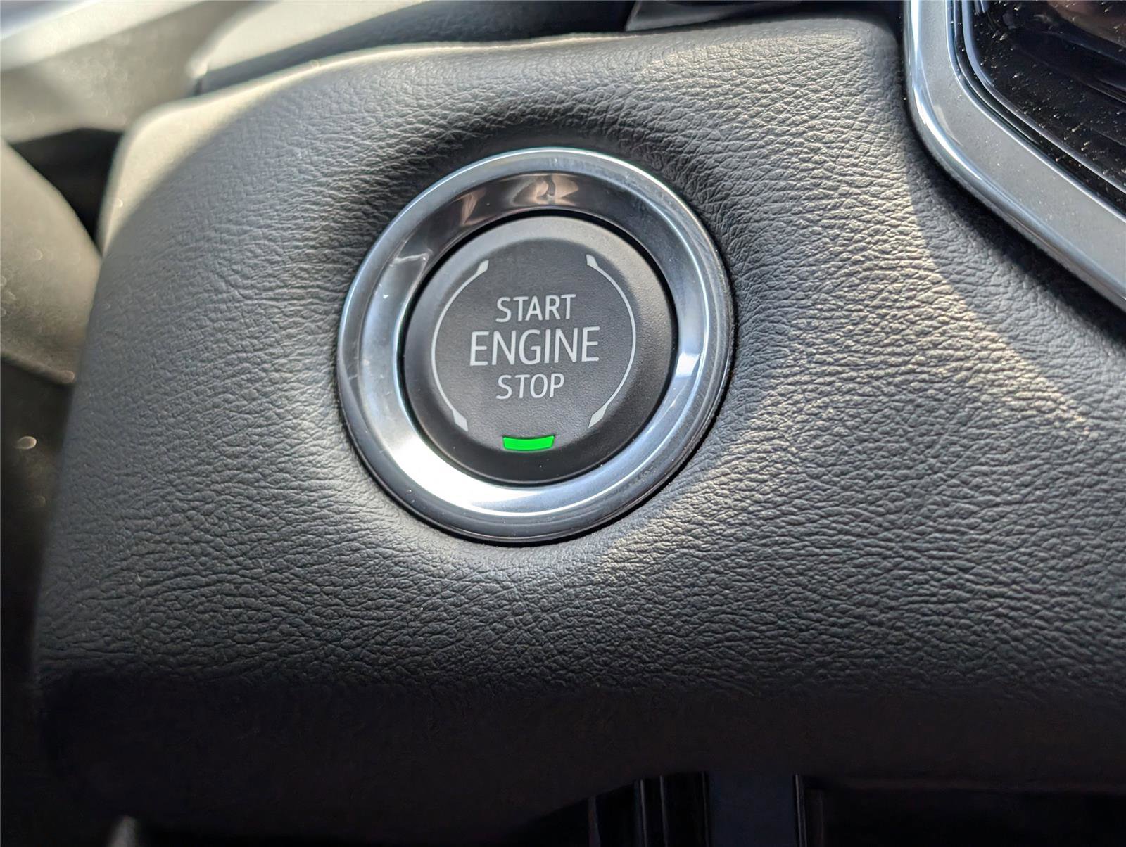 New 2025 GMC Canyon Elevation w/ Convenience Package image 27