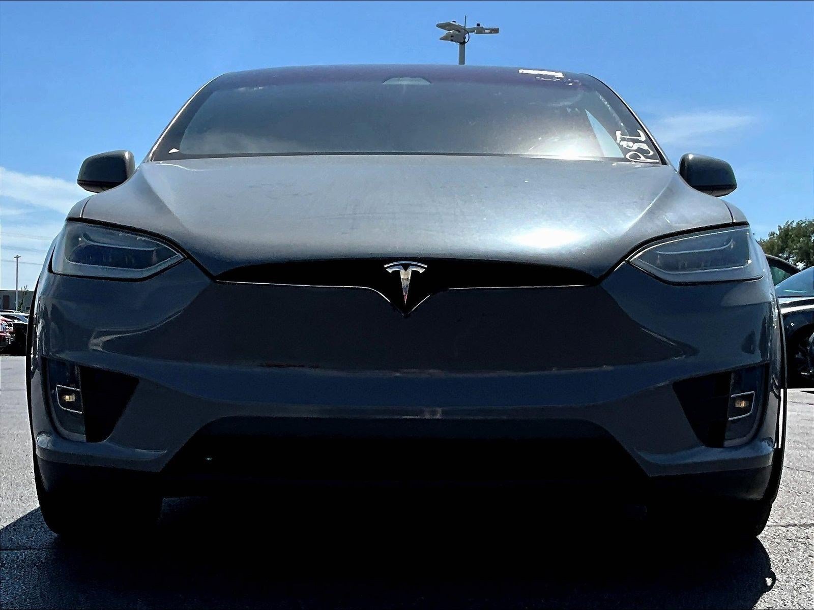 Used 2018 Tesla Model X 100D AWD/4WD image 2