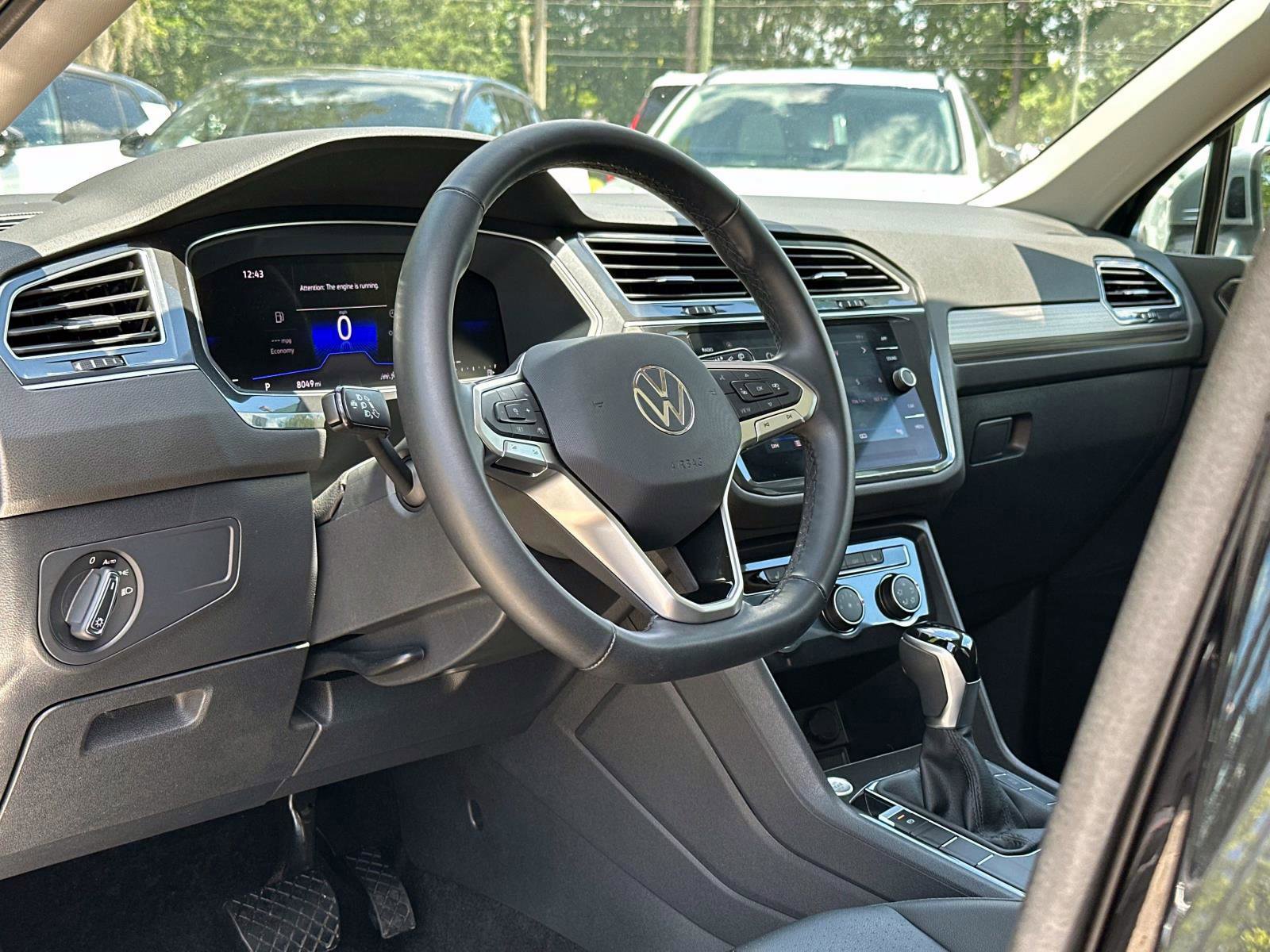 Used 2024 Volkswagen Tiguan Wolfsburg Edition image 29