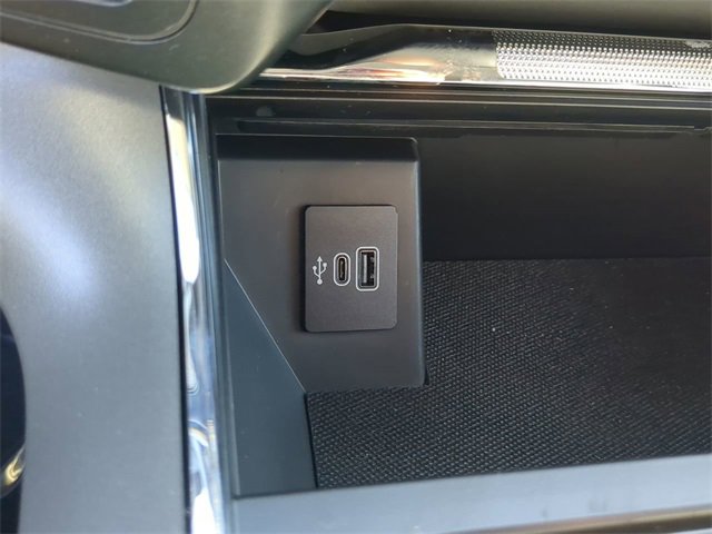 New 2025 Ford F150 Lariat w/ Equipment Group 501A Mid image 11