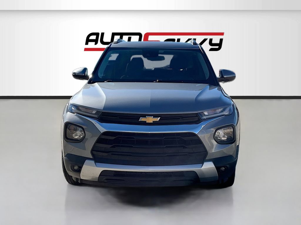 Used 2023 Chevrolet TrailBlazer LT w/ Convenience Package image 2