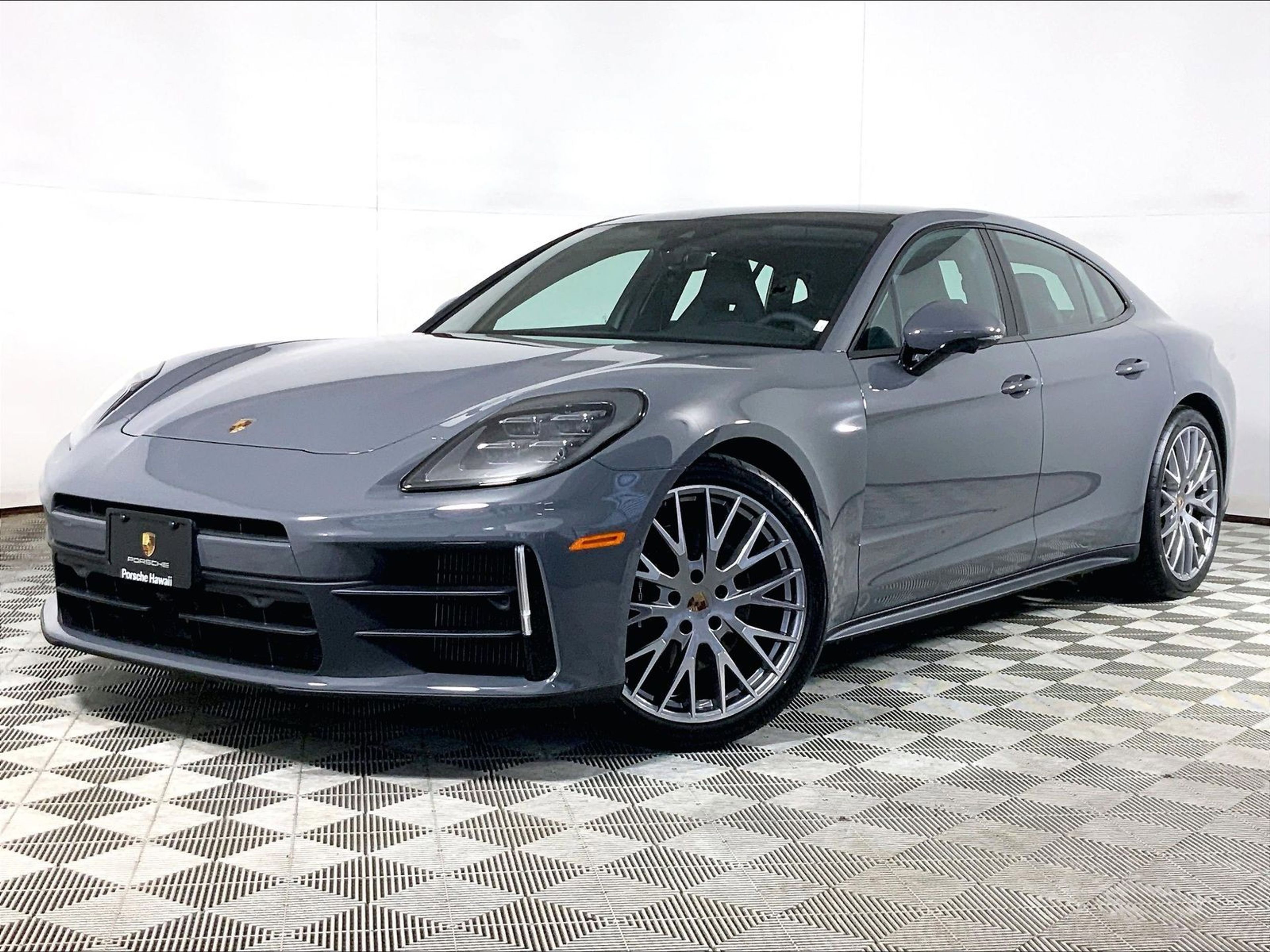 New 2026 Porsche Panamera