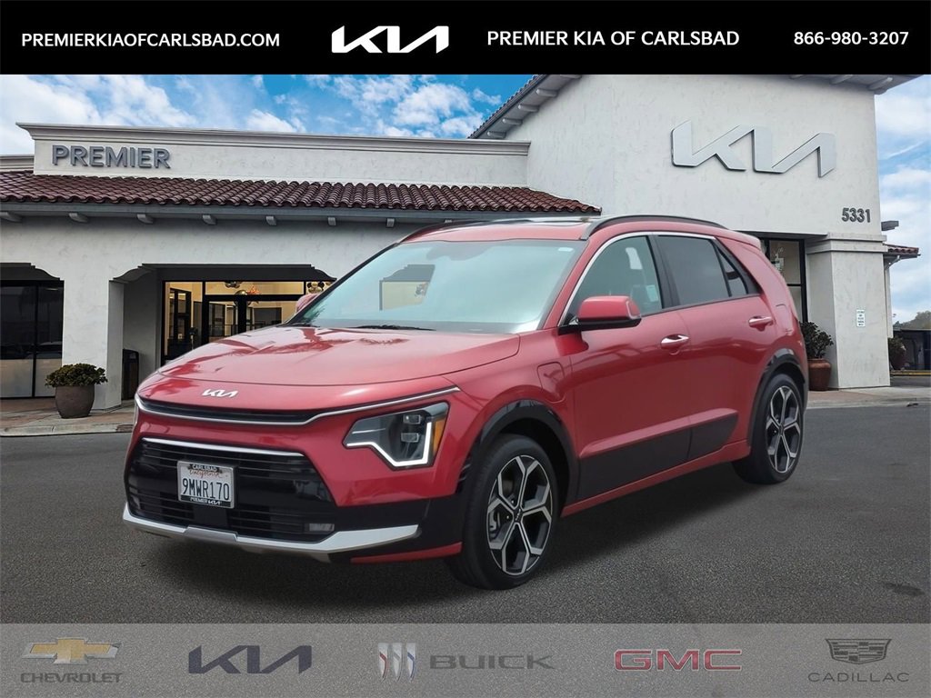 Used 2024 Kia Niro SX Touring