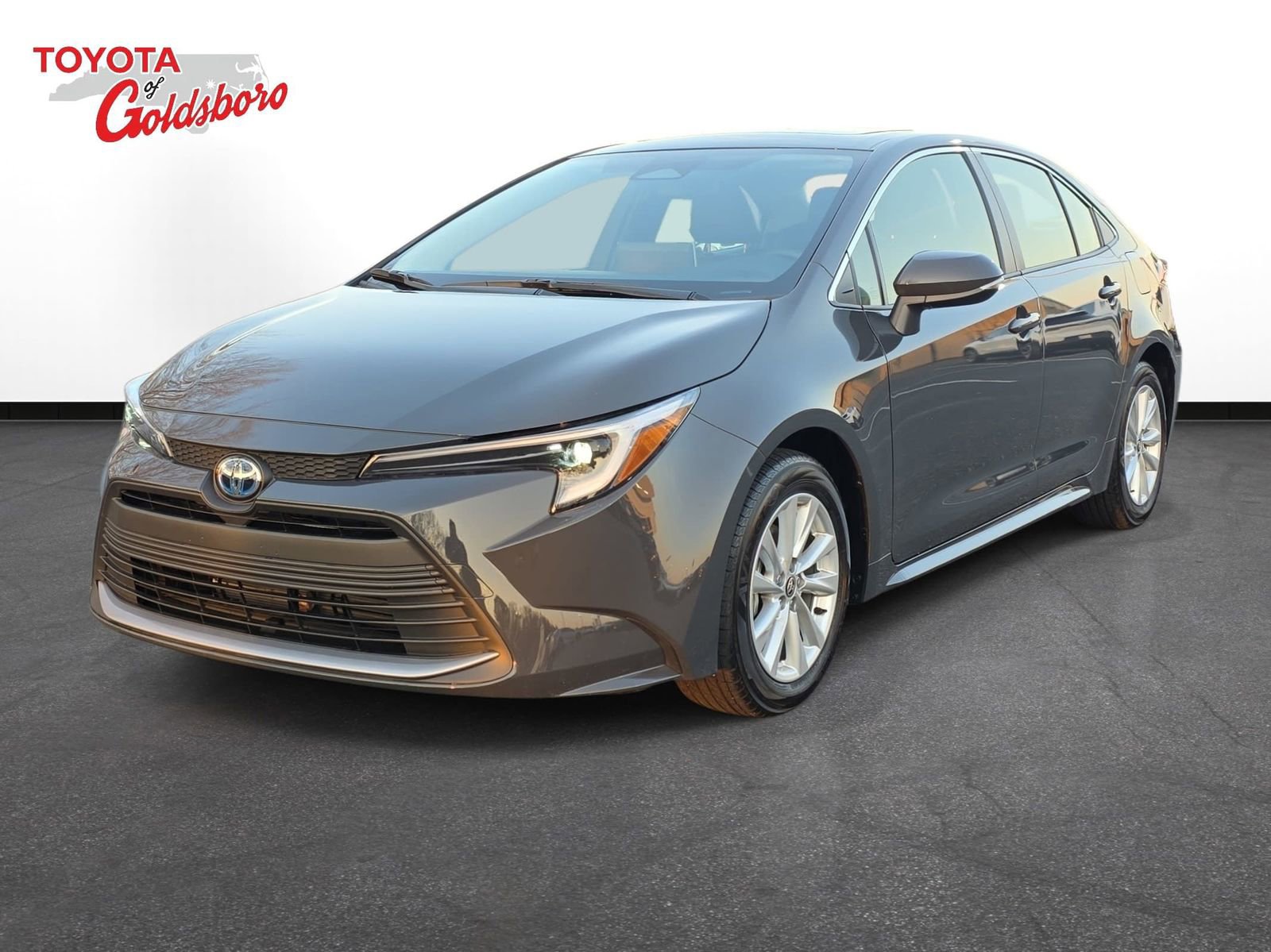 Used 2025 Toyota Corolla XLE