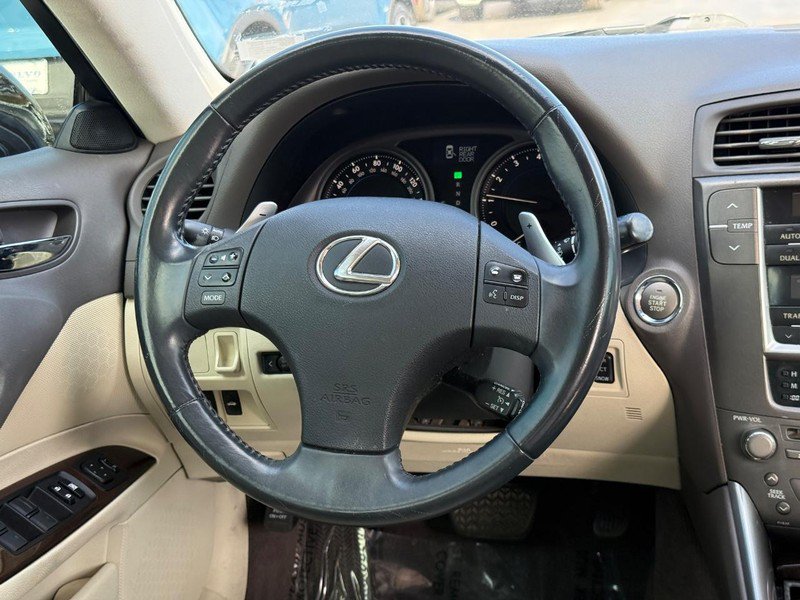 Used 2010 Lexus IS 250 w/ Preferred Accessory Package RWD image 13