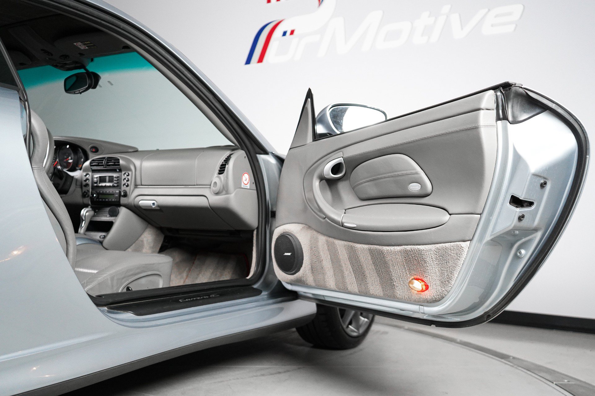 Used 2003 Porsche 911 Carrera RWD image 46