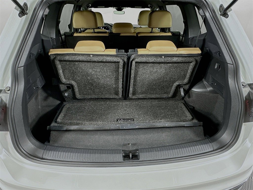 Used 2023 Volkswagen Tiguan SE image 24