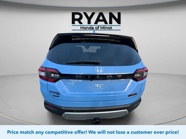 Used 2025 Honda Pilot TrailSport image 6