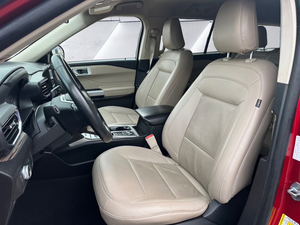 Used 2022 Ford Explorer Limited image 8