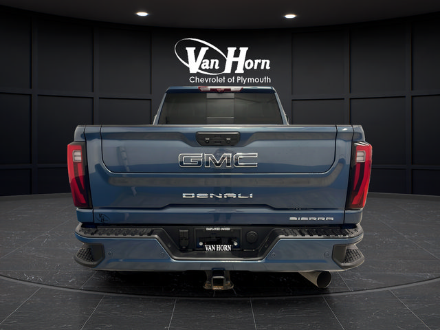 Used 2025 GMC Sierra 3500 Denali Ultimate AWD/4WD image 6