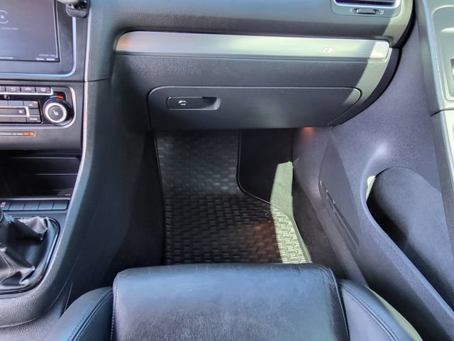 Used 2012 Volkswagen Golf R 2-Door AWD/4WD image 26