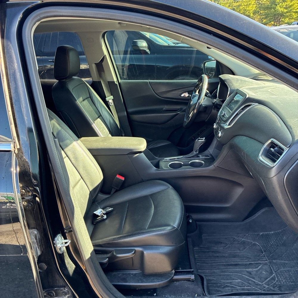 Used 2020 Chevrolet Equinox LT w/ Midnight Edition AWD/4WD image 6